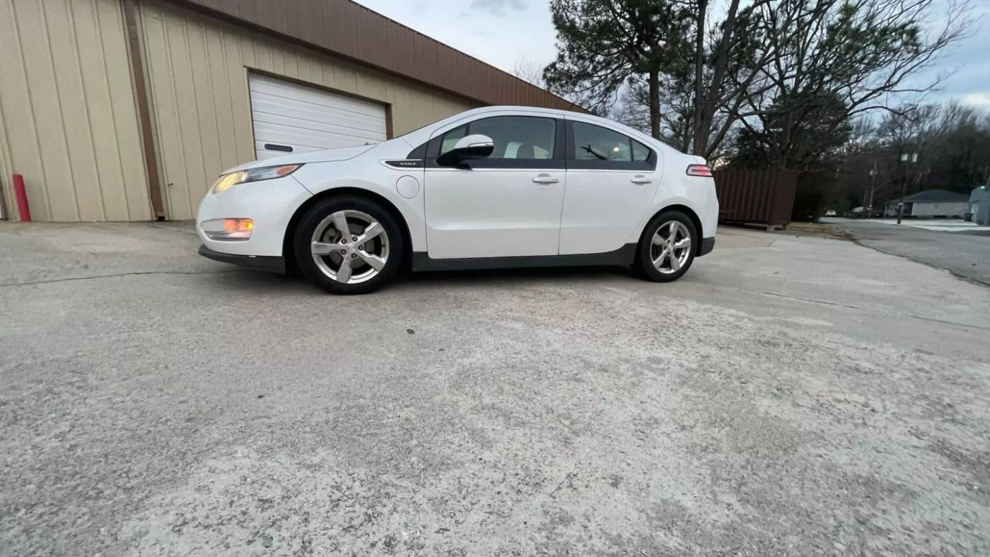 2015 Chevrolet Volt Base — Sedan — 175,000 mi — Fayetteville, GA