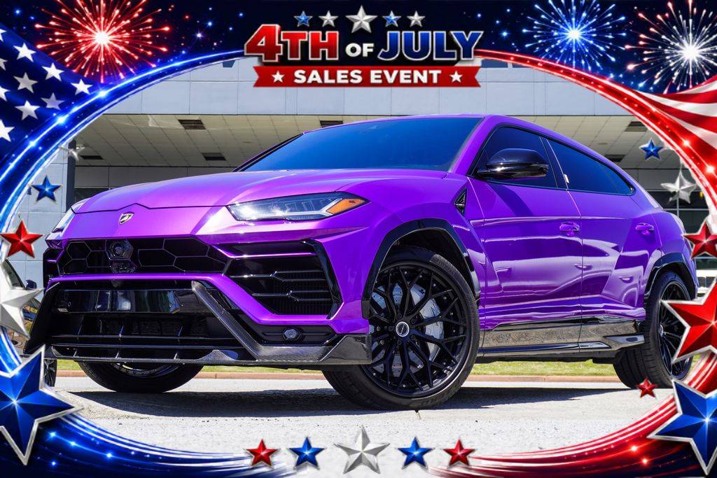 2022 Lamborghini Urus Standard