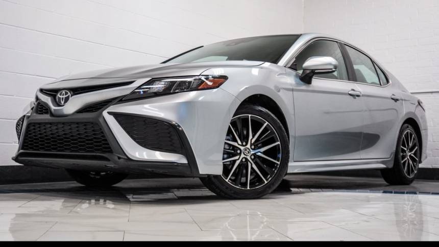 2023 Toyota Camry SE — Sedan — 64,300 mi — Duluth, GA