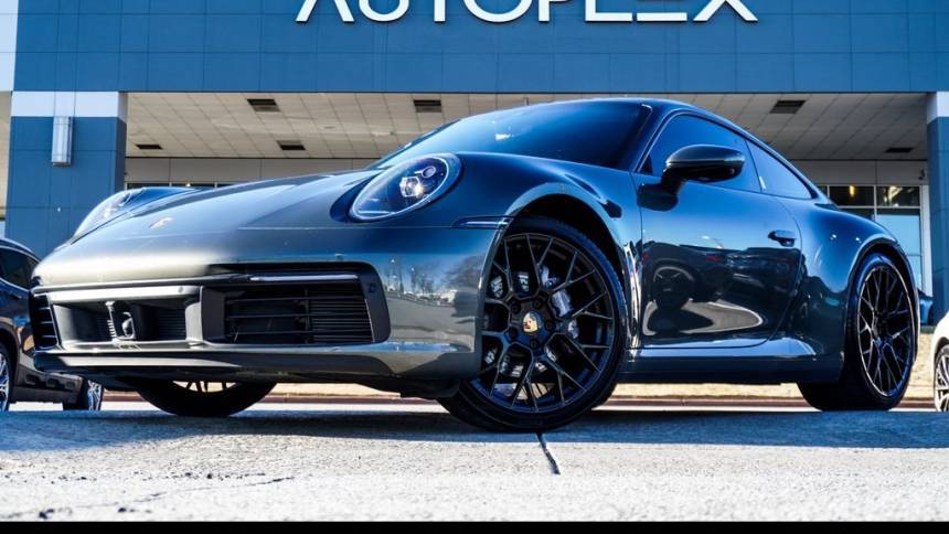 2022 Porsche 911 Carrera