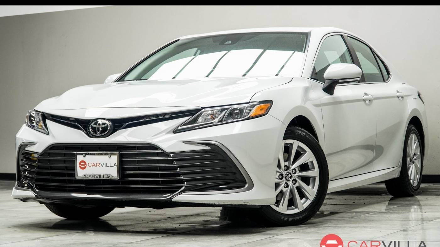 2024 Toyota Camry LE — Sedan — 51,358 mi — Kennesaw, GA