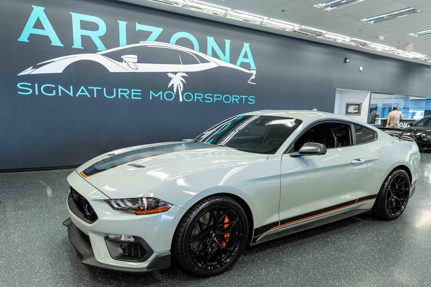 2022 Ford Mustang Mach 1