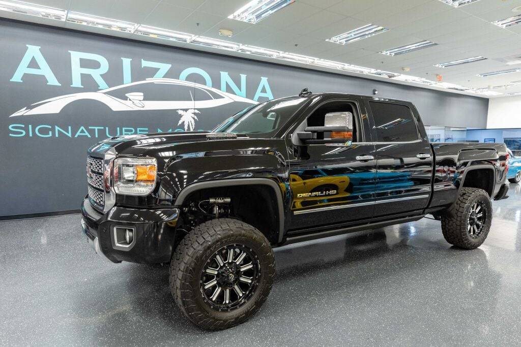 2018 GMC Sierra 2500HD Denali — Pickup Truck — 45,767 mi — Mesa, AZ