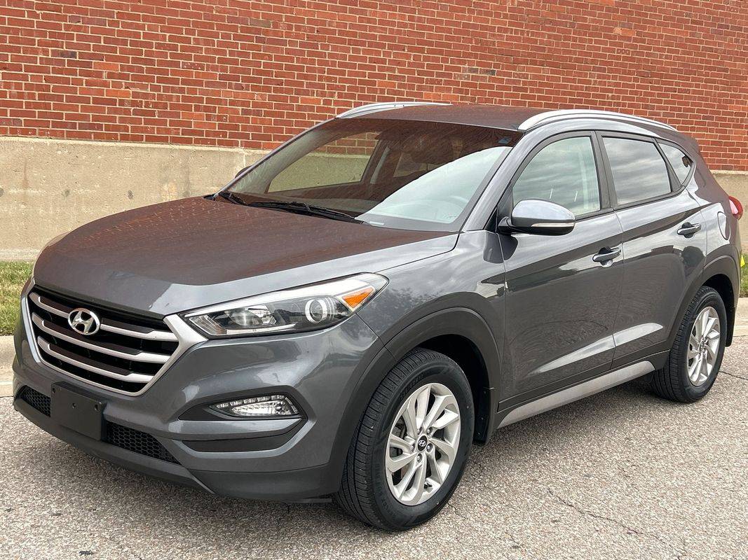 2017 Hyundai Tucson SE Plus — SUV — 73,146 mi — Wichita, KS