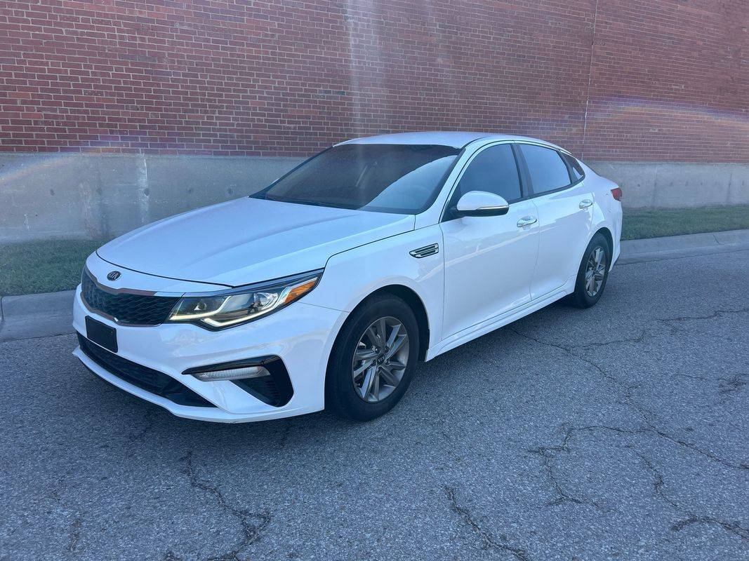2019 Kia Optima LX — Sedan — 106,309 mi — Wichita, KS
