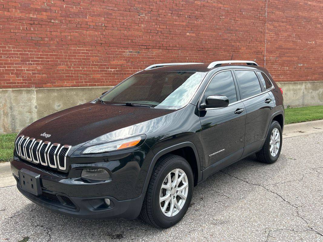 2015 Jeep Cherokee Latitude — SUV — 153,311 mi — Wichita, KS