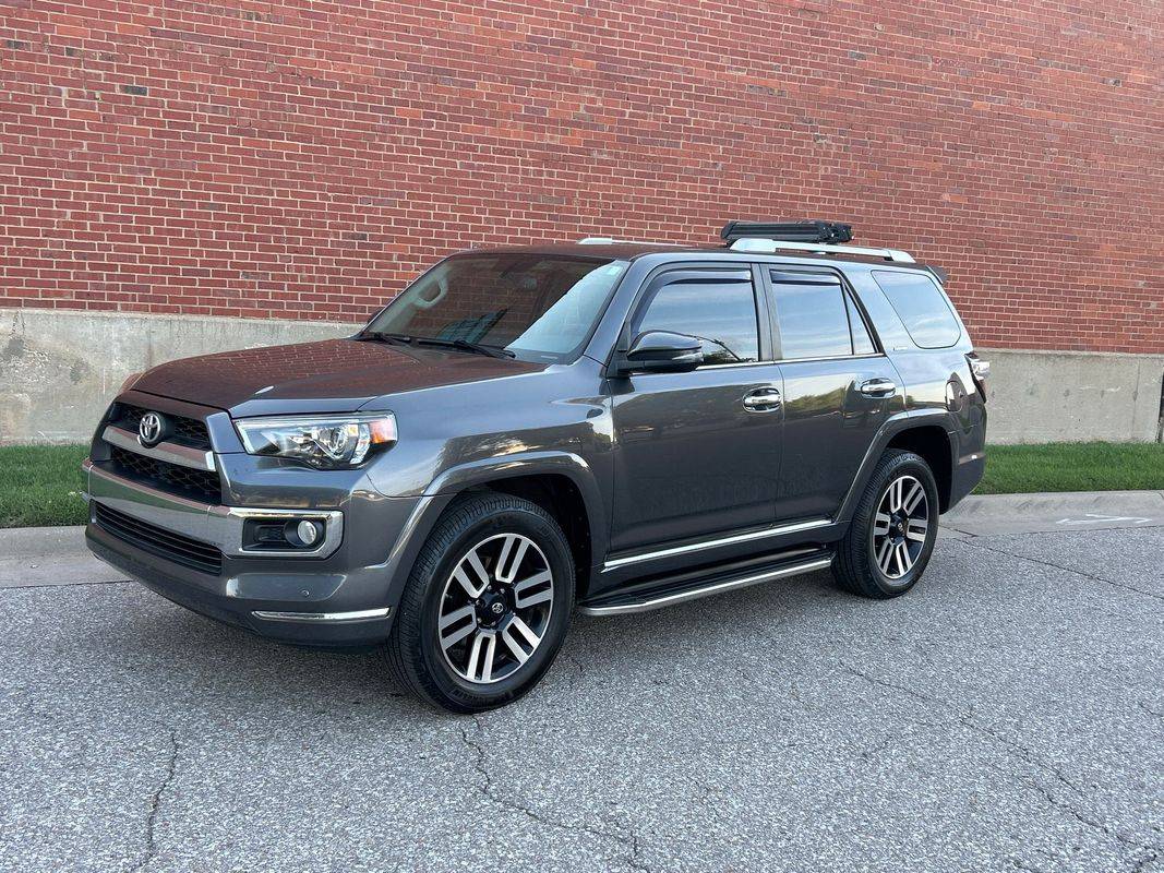 2016 Toyota 4Runner Limited — SUV — 116,762 mi — Wichita, KS