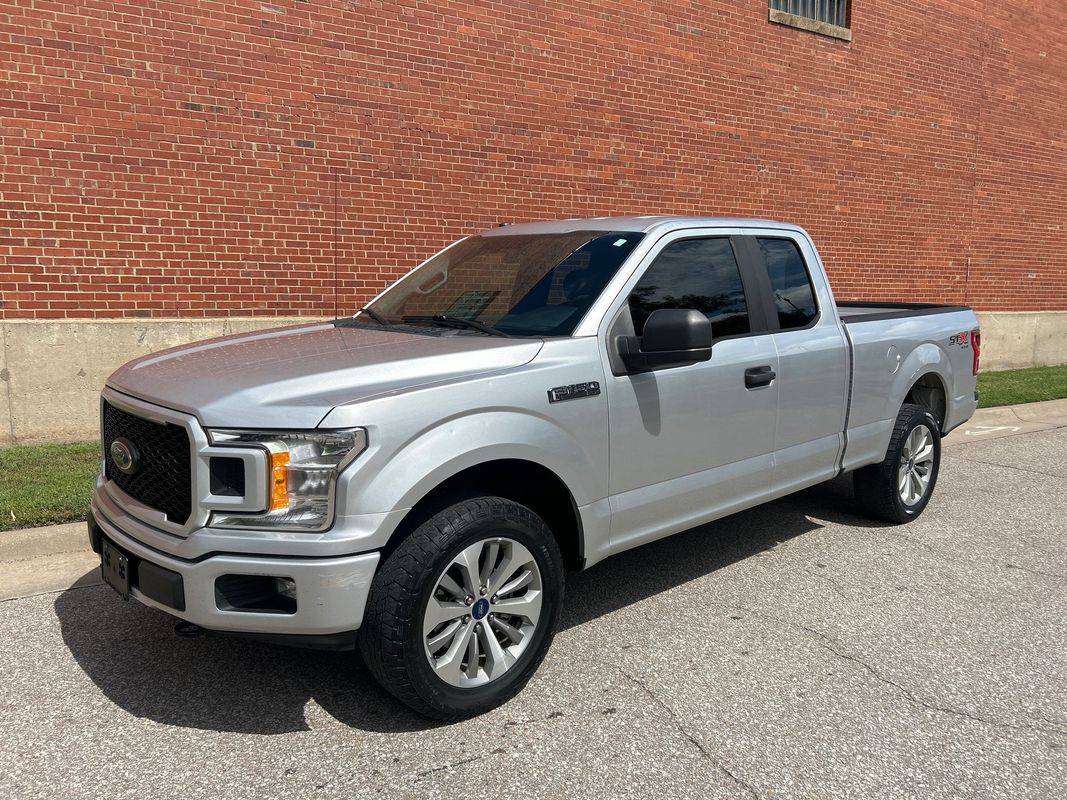 2018 Ford F-150 XL — Pickup Truck — 107,569 mi — Wichita, KS