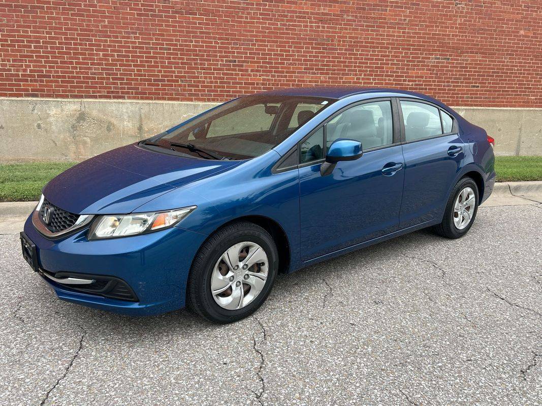 2013 Honda Civic LX — Sedan — 133,322 mi — Wichita, KS
