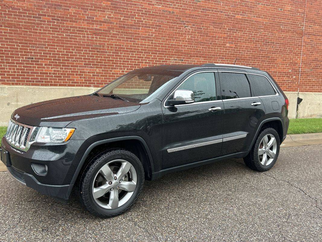 2013 Jeep Grand Cherokee Overland — SUV — 148,653 mi — Wichita, KS