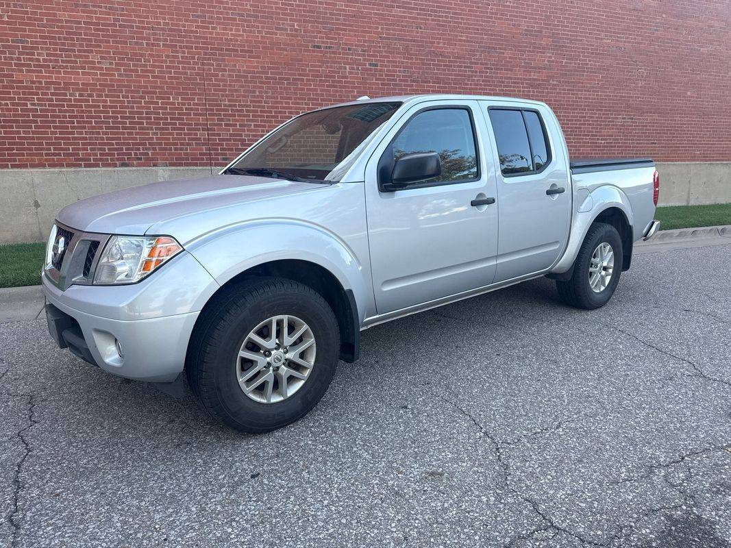 2017 Nissan Frontier SV V6 — Pickup Truck — 76,692 mi — Wichita, KS