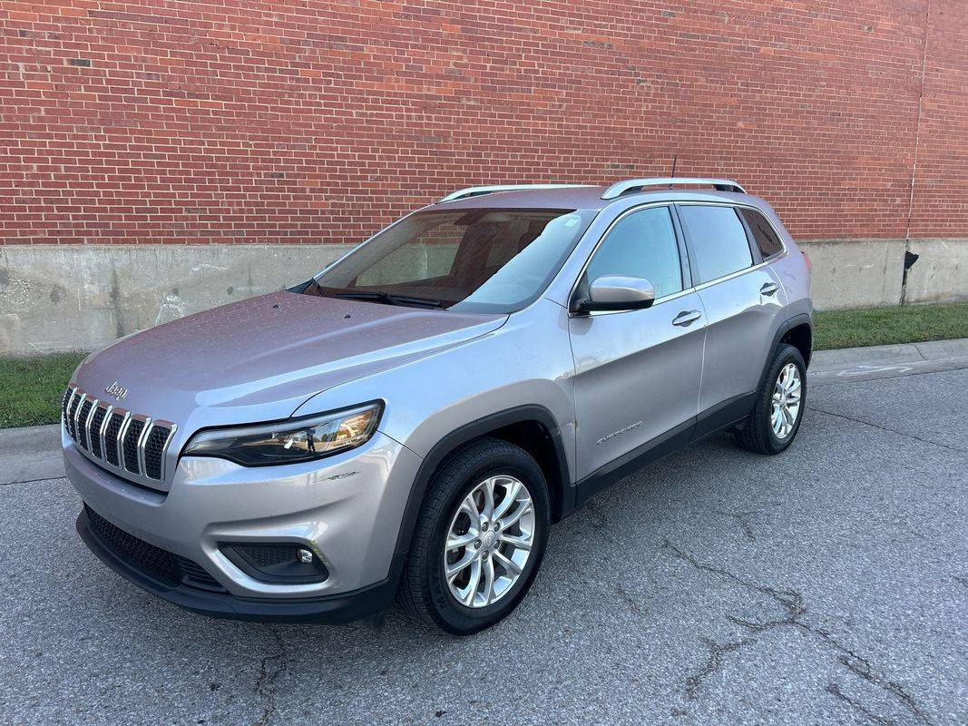 2019 Jeep Cherokee Latitude — SUV — 130,216 mi — Wichita, KS