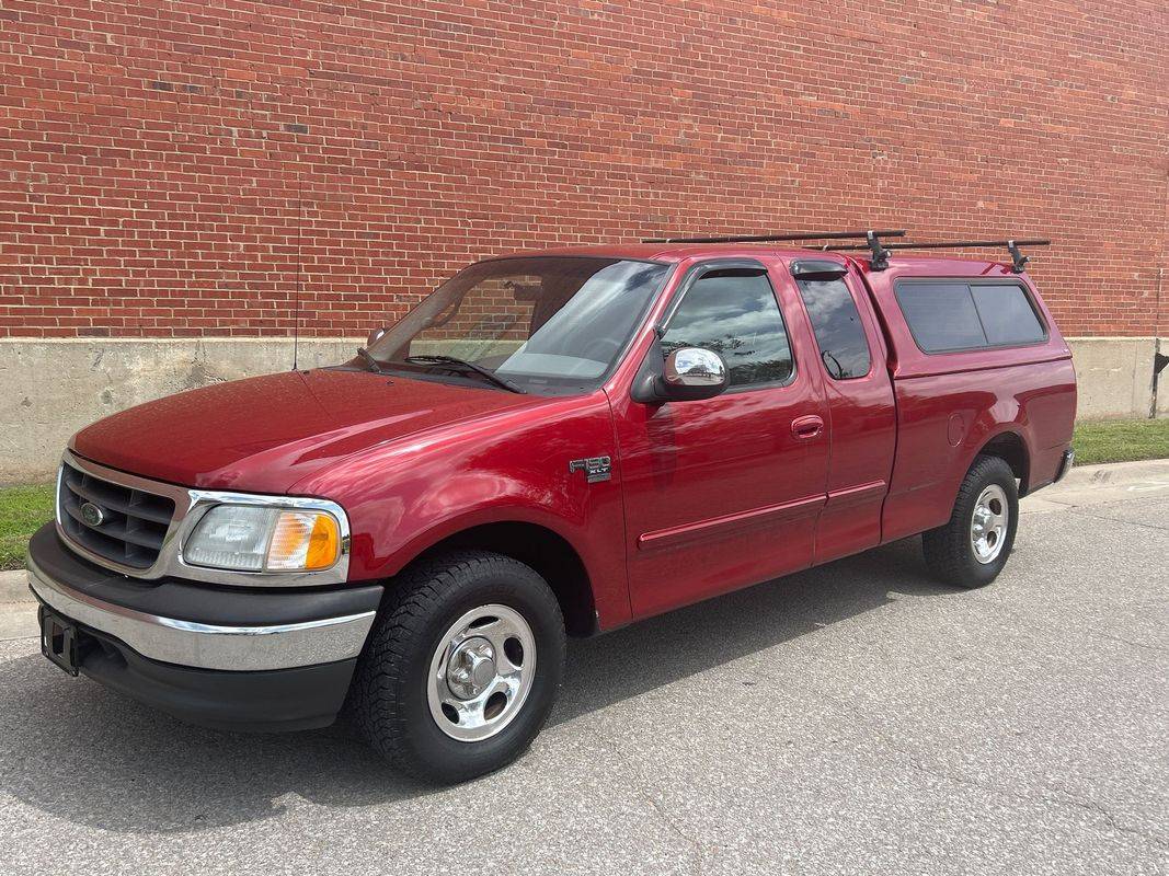 2002 Ford F-150 Lariat — Pickup Truck — 88,507 mi — Wichita, KS