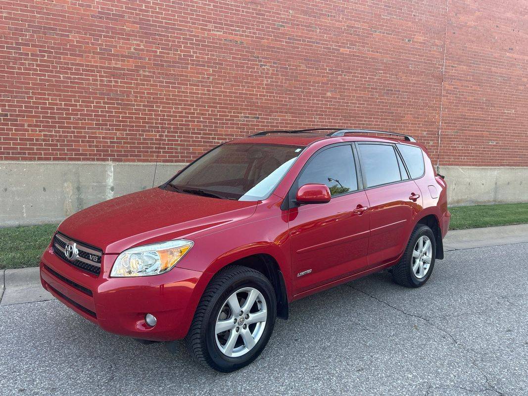 2008 Toyota RAV4 Limited V6 — SUV — 121,322 mi — Wichita, KS