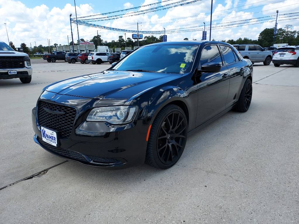 2021 Chrysler 300 Touring — Sedan — 66,918 mi — Livingston, TX