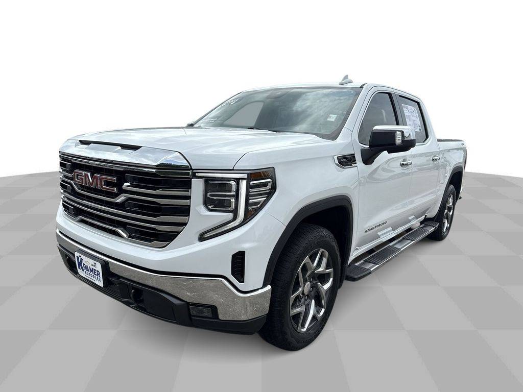 2023 GMC Sierra 1500 SLT — Pickup Truck — 45,575 mi — Livingston, TX