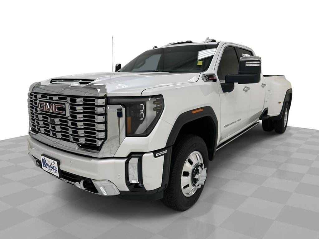2024 GMC Sierra 3500HD Denali — Pickup Truck — 28,500 mi — Livingston, TX