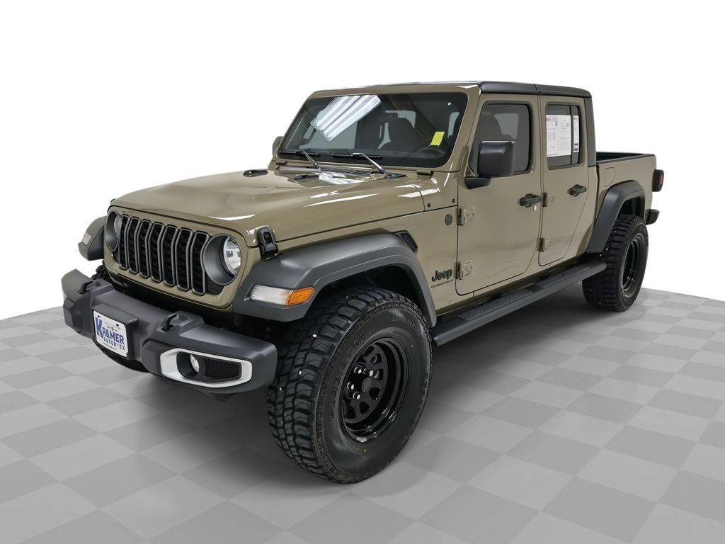 2025 Jeep Gladiator Sport — Pickup Truck — 1,898 mi — Livingston, TX
