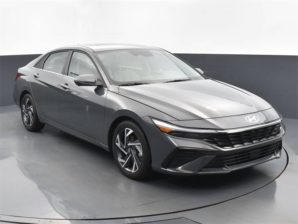 2024 Hyundai Elantra Limited — Sedan — 7,378 mi — McDonough, GA