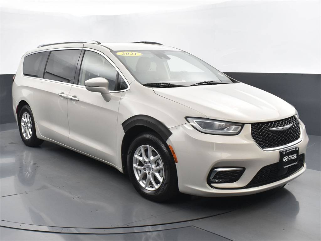 2021 Chrysler Pacifica Touring L — Minivan — 116,896 mi — McDonough, GA