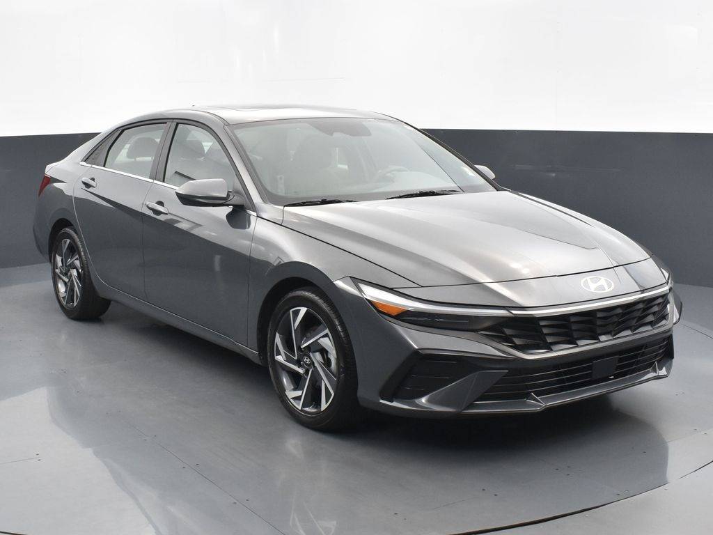 2024 Hyundai Elantra SEL — Sedan — 13,955 mi — McDonough, GA