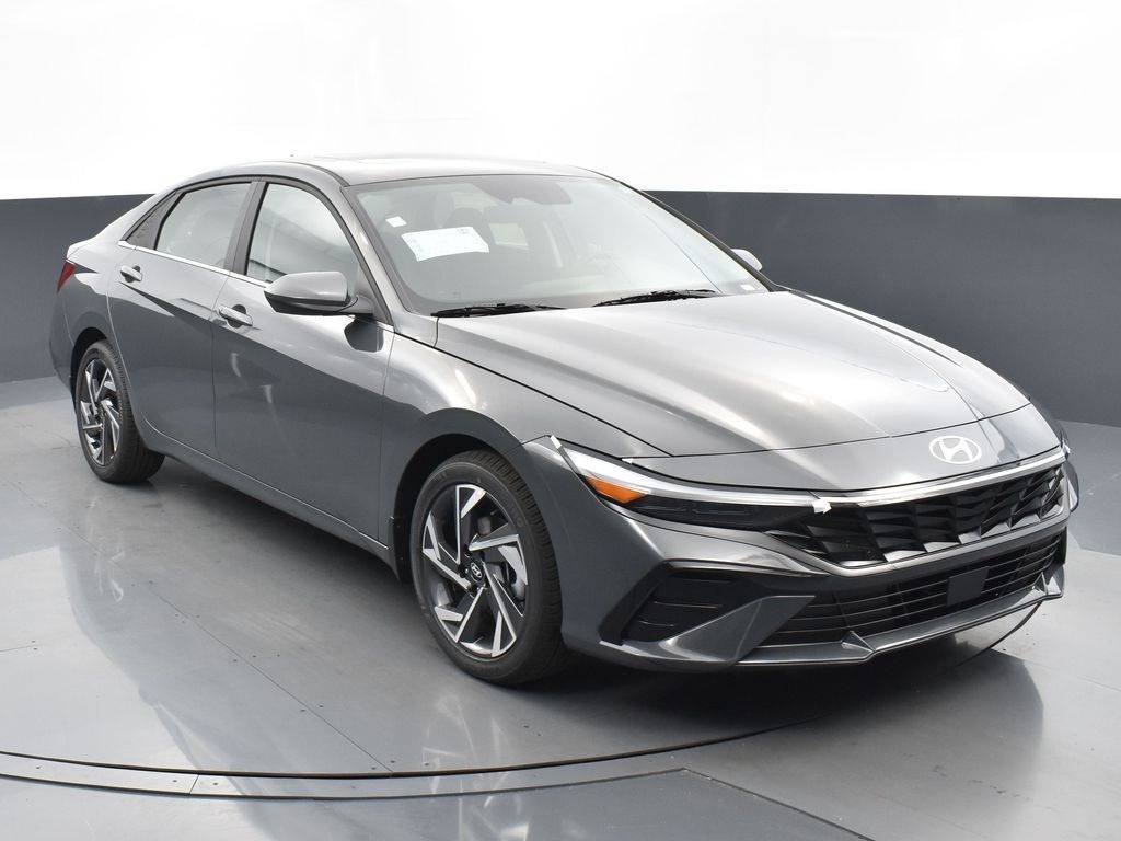 2024 Hyundai Elantra SEL — Sedan — 3,913 mi — McDonough, GA