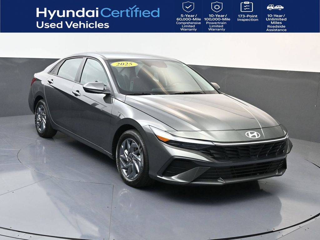 2025 Hyundai Elantra Hybrid Blue — Sedan — 4,830 mi — McDonough, GA