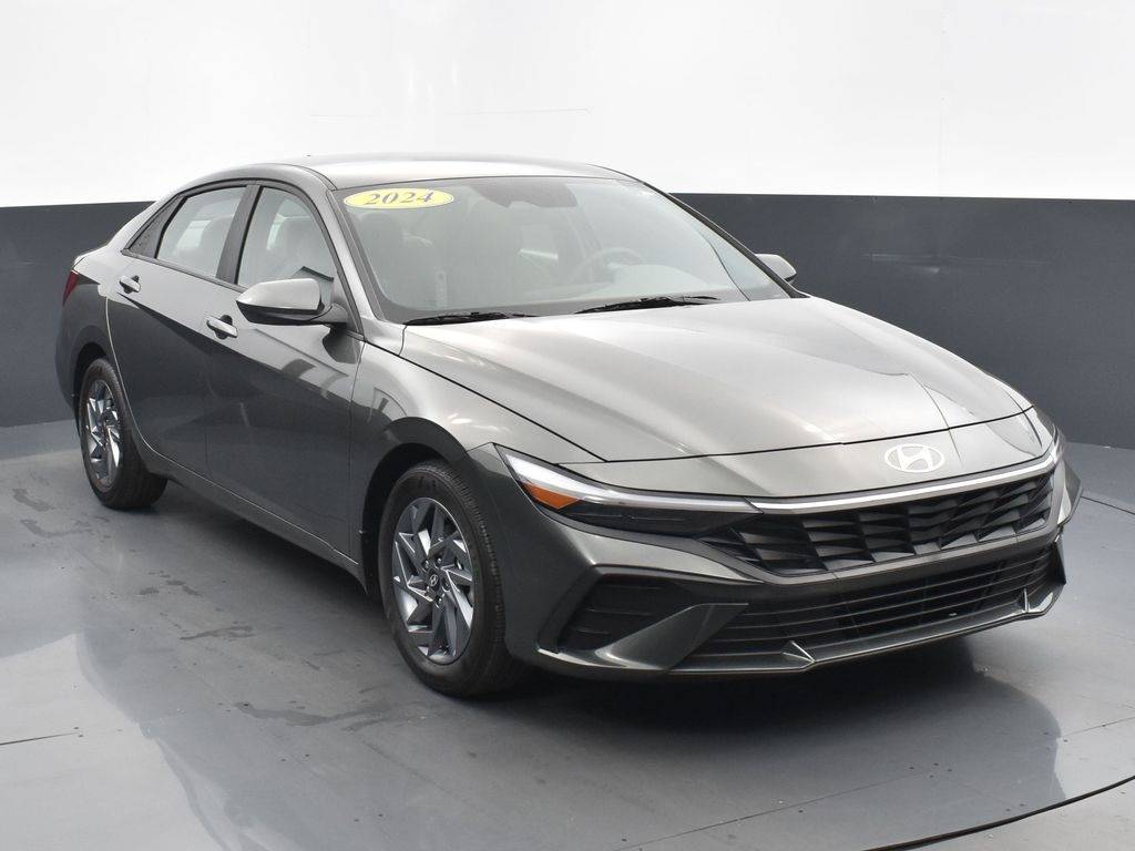2024 Hyundai Elantra SEL — Sedan — 9,095 mi — McDonough, GA
