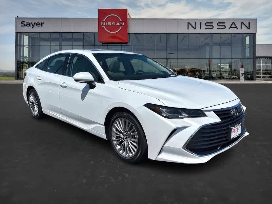 2019 Toyota Avalon Limited — Sedan — 17,973 mi — Idaho Falls, ID