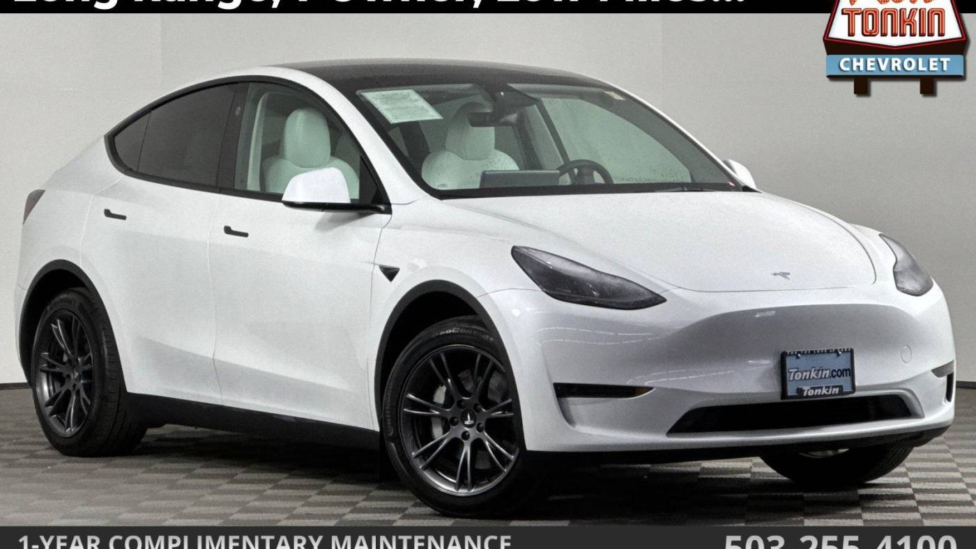 2024 Tesla Model Y Standard Range — SUV — 3,479 mi — Portland, OR
