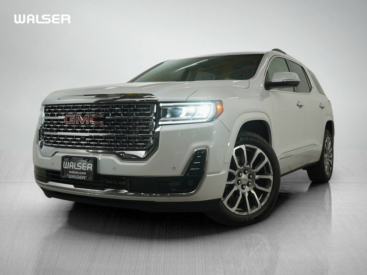 2023 GMC Acadia Denali — SUV — 16,507 mi — Roseville, MN