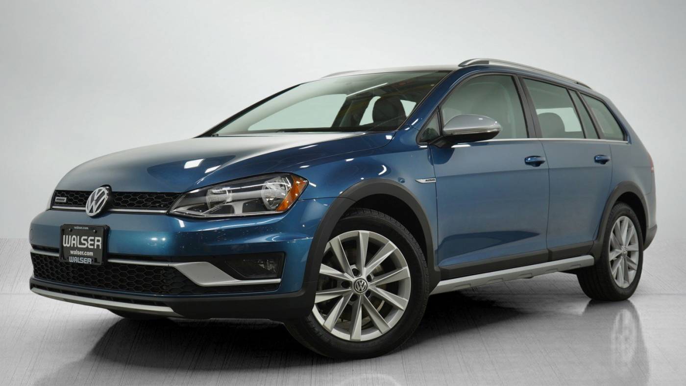 2017 Volkswagen Golf Alltrack S — Wagon — 103,966 mi — Roseville, MN