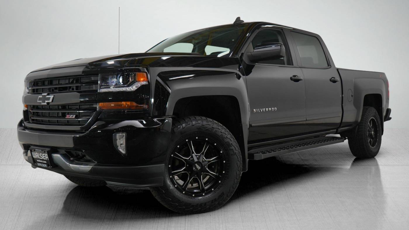 2018 Chevrolet Silverado 1500 LT — Pickup Truck — 120,802 mi — Roseville, MN