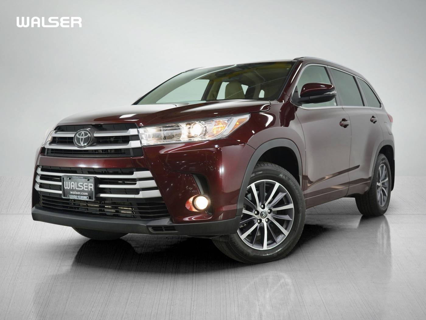 2018 Toyota Highlander SE V6 — SUV — 75,800 mi — Roseville, MN