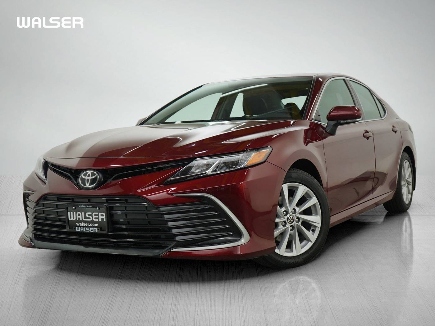 2022 Toyota Camry LE — Sedan — 48,867 mi — Roseville, MN