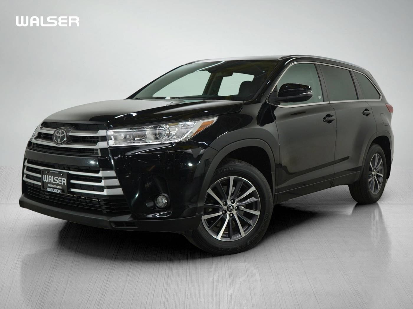2018 Toyota Highlander SE V6 — SUV — 113,308 mi — Roseville, MN