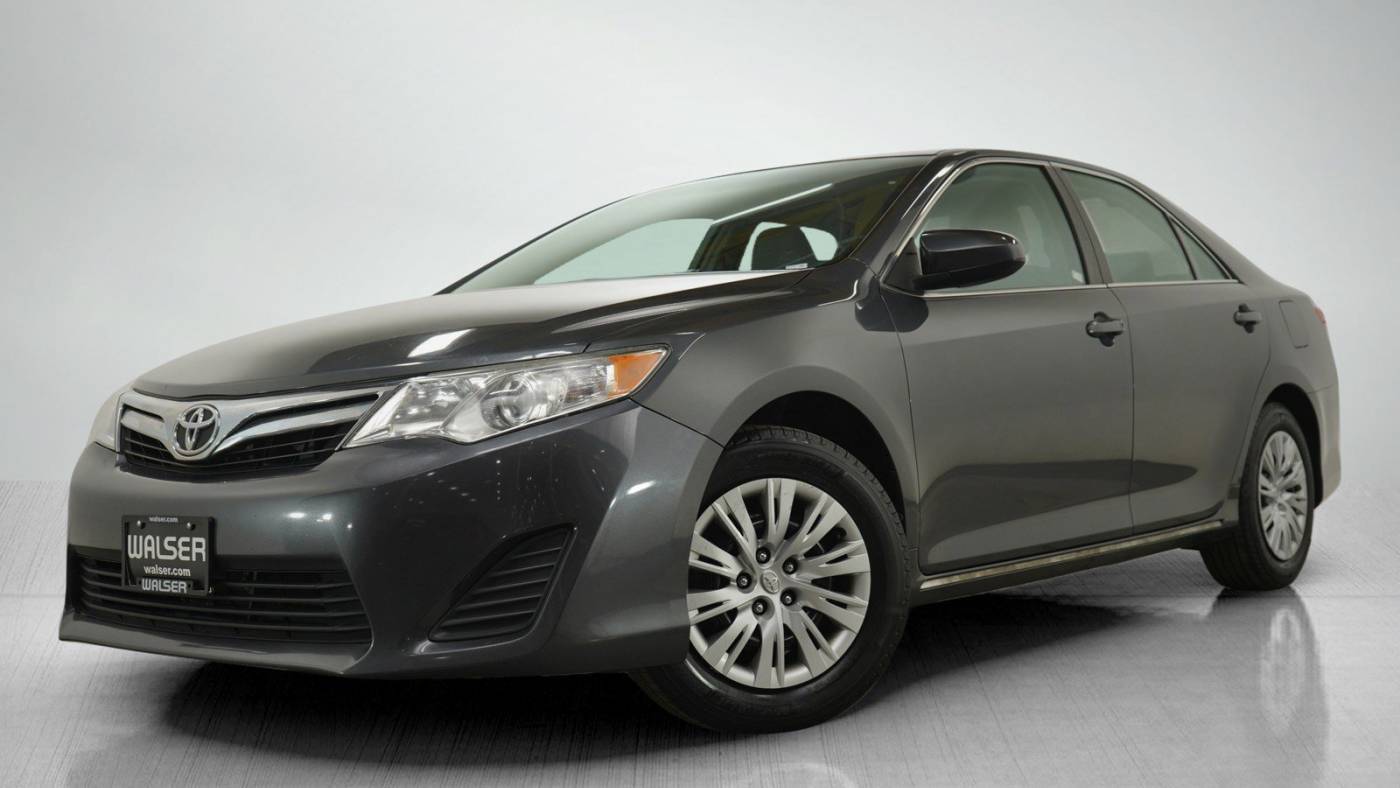 2012 Toyota Camry L — Sedan — 144,001 mi — Roseville, MN