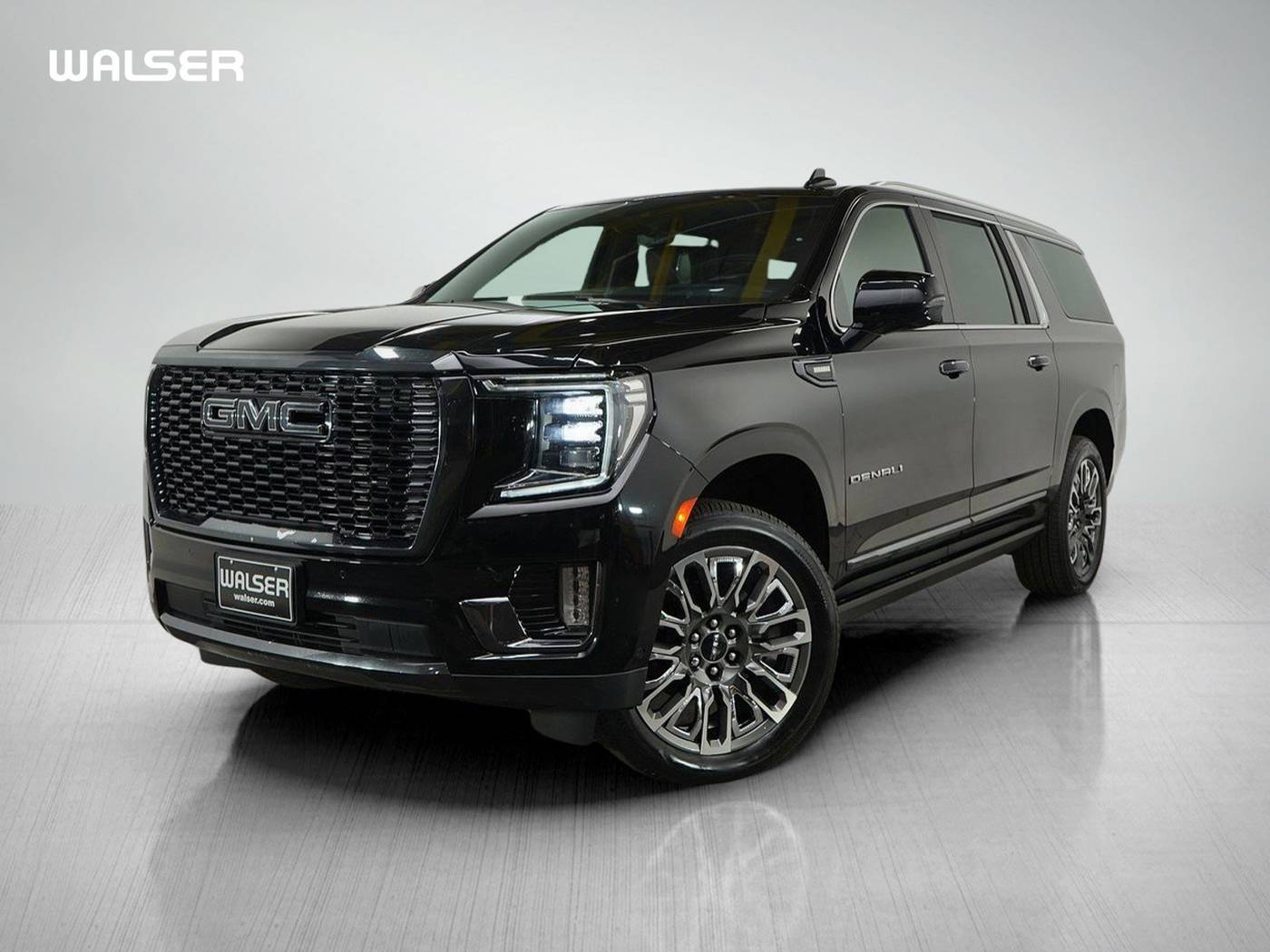 2023 GMC Yukon Denali Ultimate — SUV — 30,448 mi — Roseville, MN