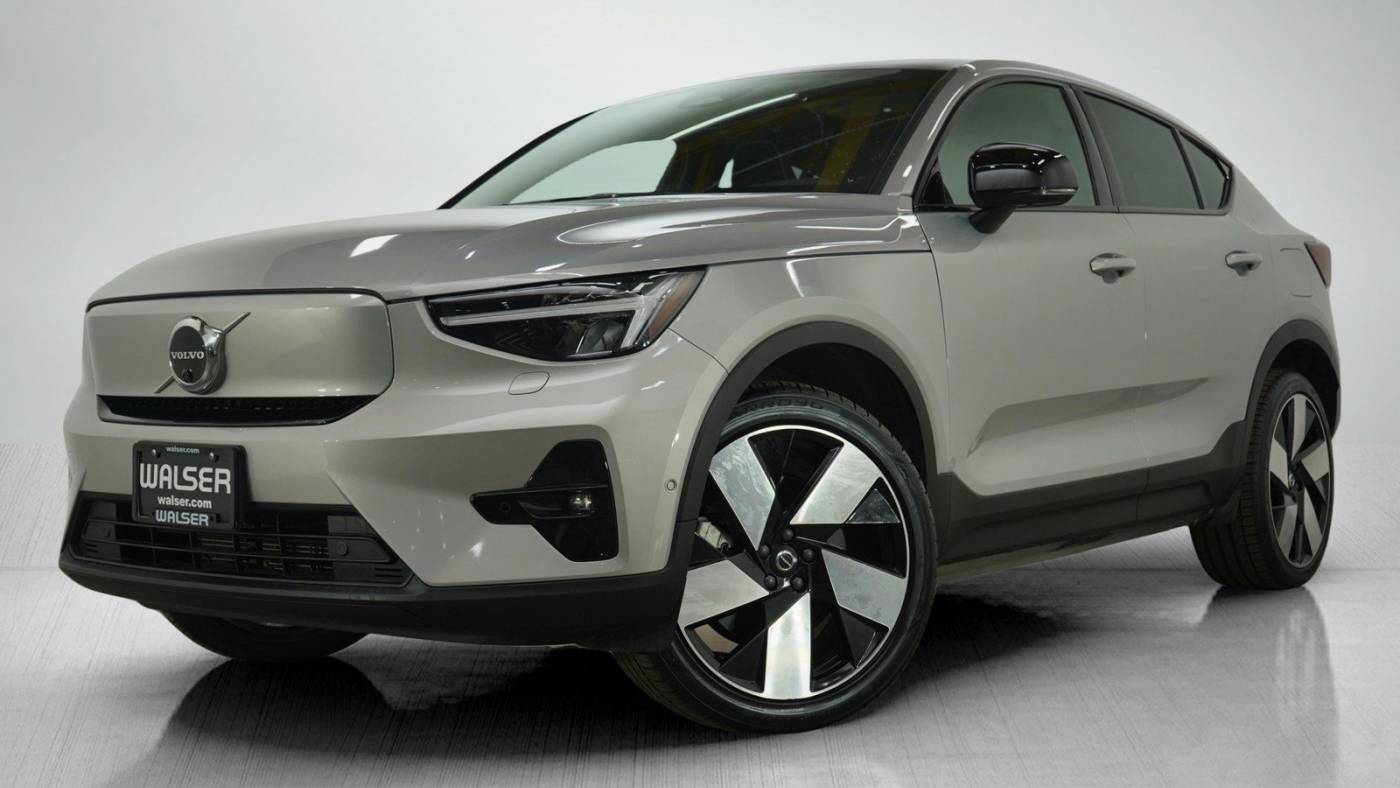 2023 Volvo C40 Recharge Plus — SUV — 16,642 mi — Roseville, MN