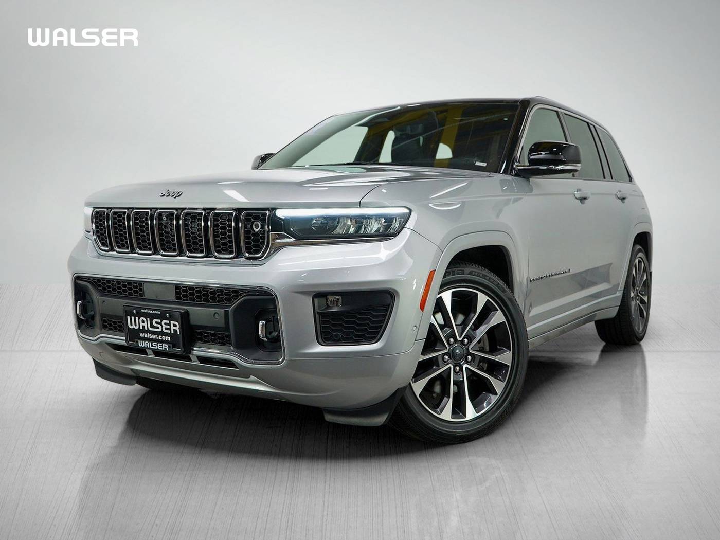 2022 Jeep Grand Cherokee Overland — SUV — 9,793 mi — Roseville, MN