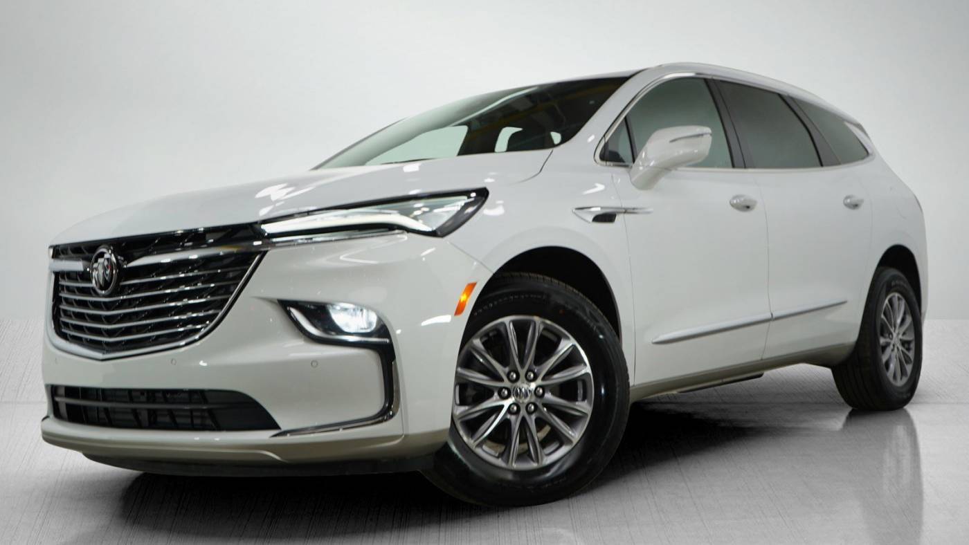 2023 Buick Enclave Essence — SUV — 32,932 mi — Roseville, MN