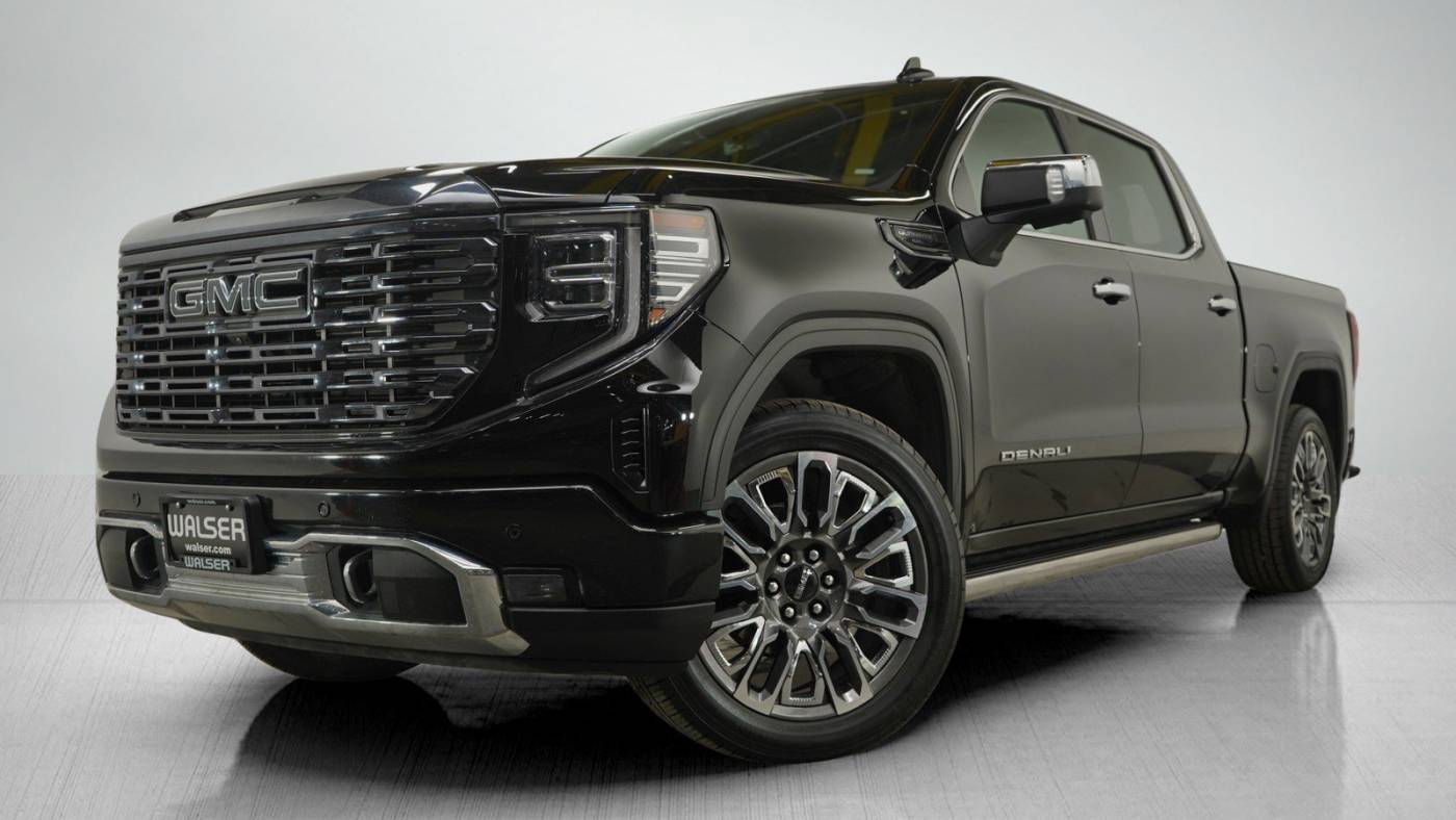 2023 GMC Sierra 1500 Denali Ultimate — Pickup Truck — 32,658 mi — Roseville, MN