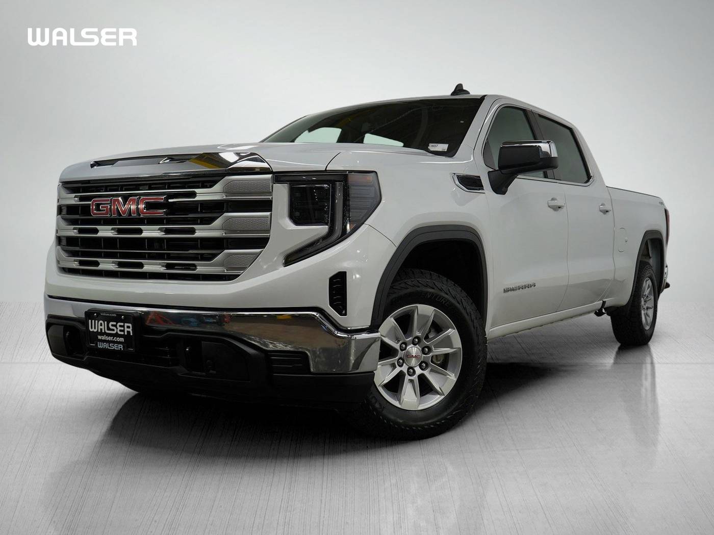 2023 GMC Sierra 1500 SLE — Pickup Truck — 44,142 mi — Roseville, MN