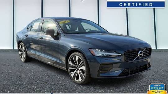 2022 Volvo S60 Momentum — Sedan — 14,917 mi — Manchester, MO
