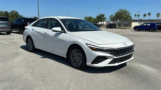 2024 Hyundai Elantra SEL — Sedan — 3,679 mi — Vero Beach, FL