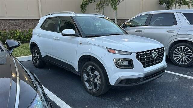 2022 Hyundai Venue SEL — SUV — 15,740 mi — Vero Beach, FL