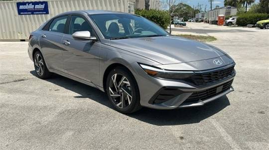 2024 Hyundai Elantra SEL — Sedan — 6,230 mi — Vero Beach, FL