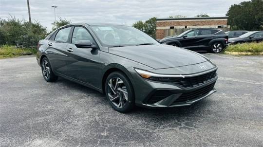 2025 Hyundai Elantra SEL Sport — Sedan — 13 mi — Vero Beach, FL
