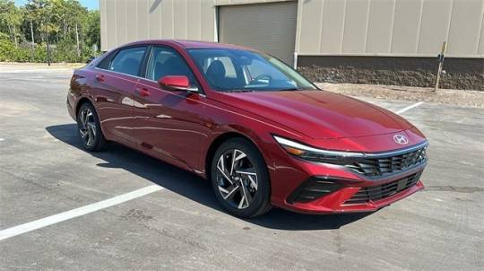 2024 Hyundai Elantra SEL — Sedan — 5,949 mi — Vero Beach, FL