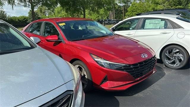 2023 Hyundai Elantra SEL — Sedan — 22,897 mi — Vero Beach, FL